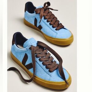 Veja Sneakers NWT